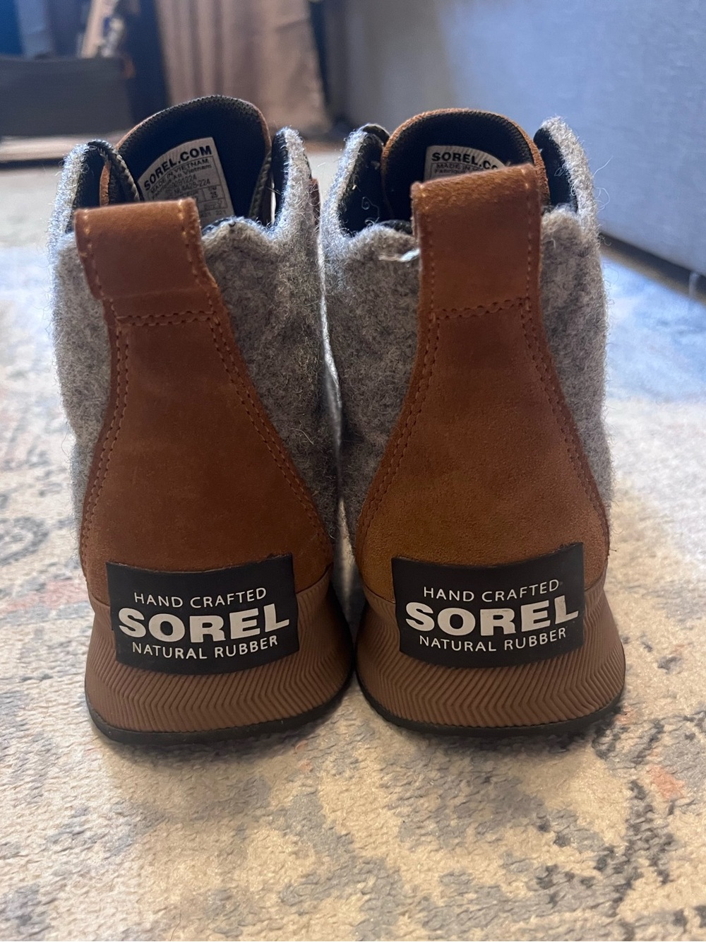 Sorel In and Out Women’s Ankle Boots - Picture 3 of 5